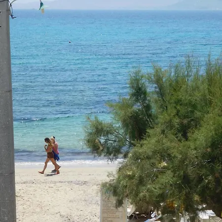 Naxian Breeze Apartmán *