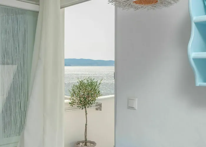 Naxian Breeze Apartment *